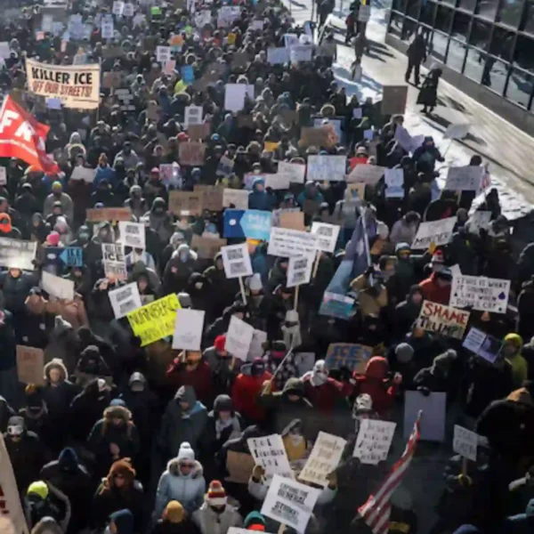 Intelright com 5 3 600x600