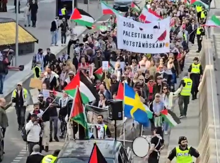 38a09afe d6be 4ce6 b846 cfe698eed147 Moment