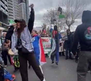 73ce9cdabac4465089ff58e5167937c8 output Moment