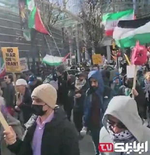 راهپیمایی هفتگی ضد جنگ در ونکوور کانادا