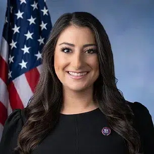 نماینده کنگره آمریکا و عضو حزب دموکرات