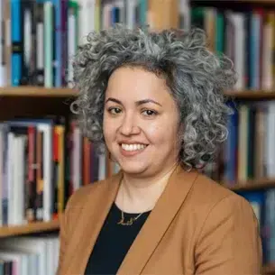 گلنار نیک‌پور